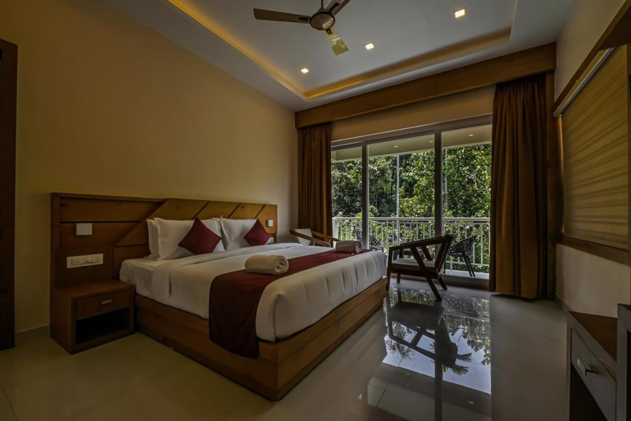 Aveda Munnar Mountains And Mist Hotel Exterior foto