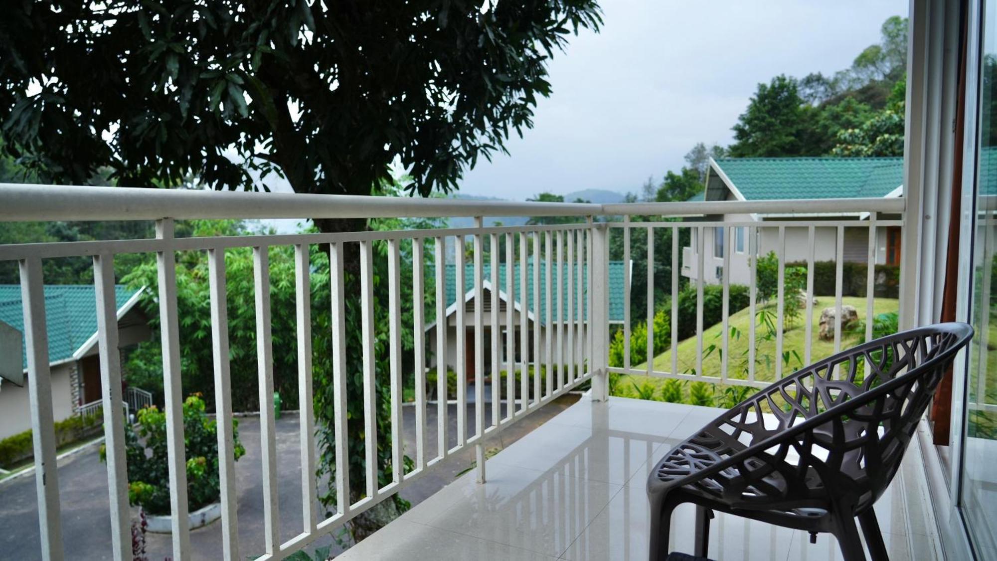 Aveda Munnar Mountains And Mist Hotel Exterior foto