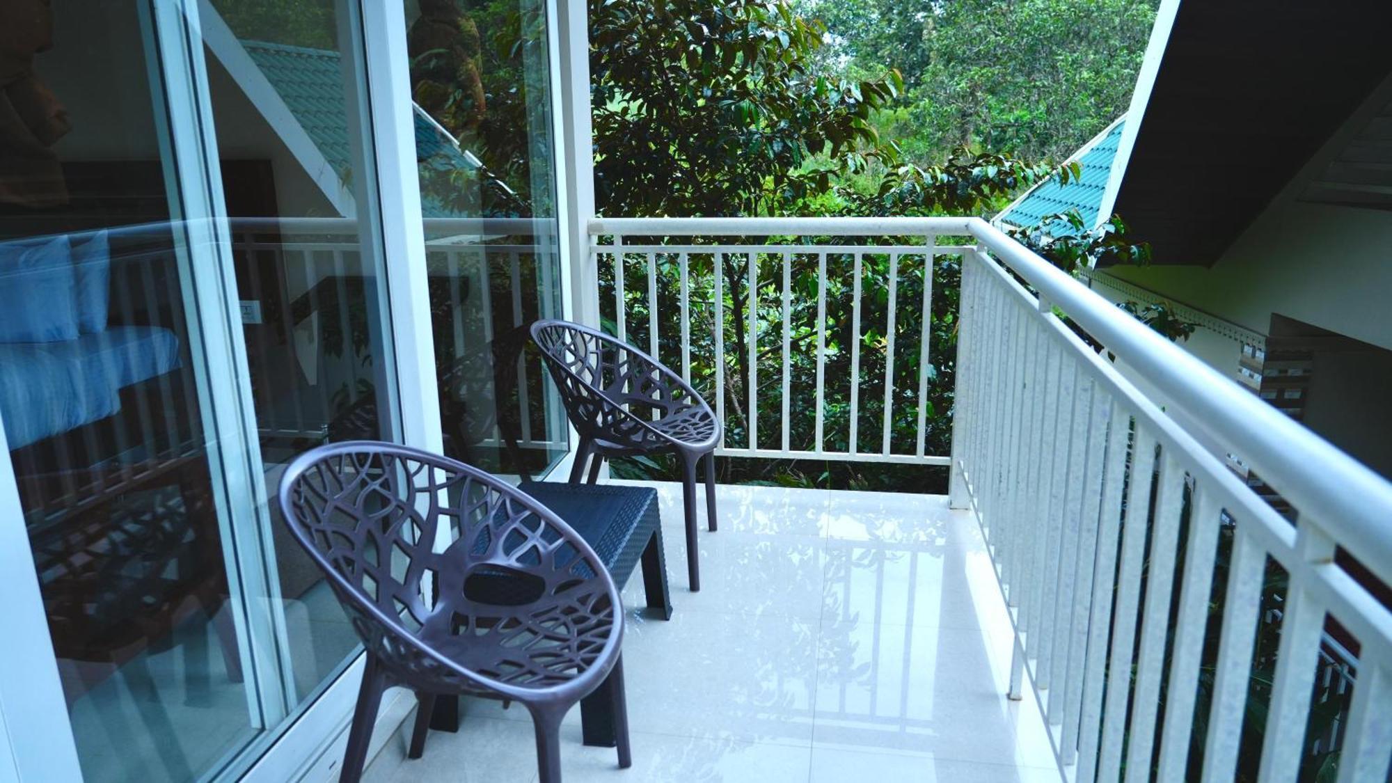 Aveda Munnar Mountains And Mist Hotel Exterior foto